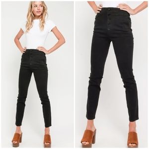 Chic Black Jeggings